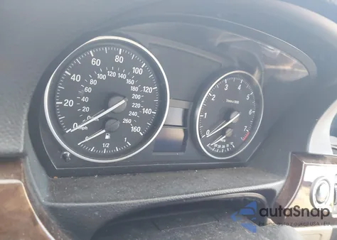 2011 BMW 328I xDrive z USA, uszkodzony, nr VIN WBAPK7C52BF082299